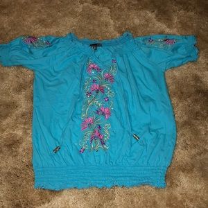 Women’s Short Sleeved Top